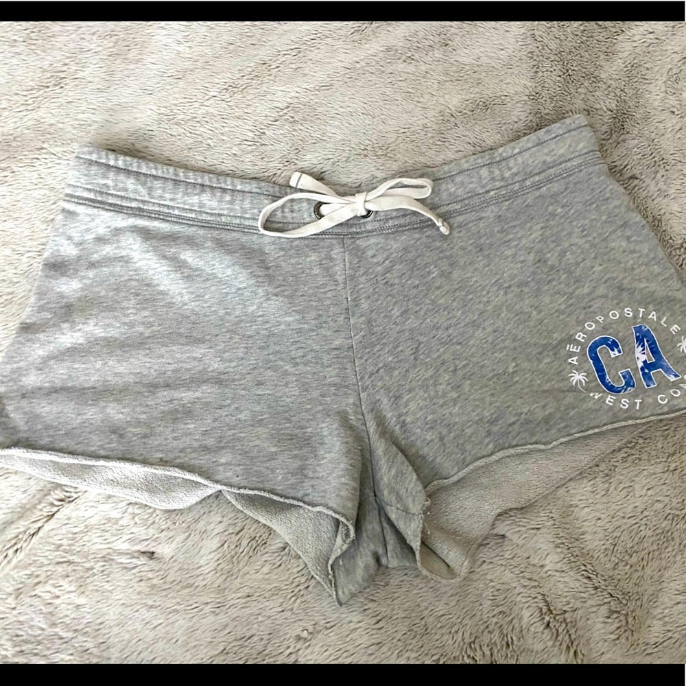 Light weight Aeropostale  sweat shorts